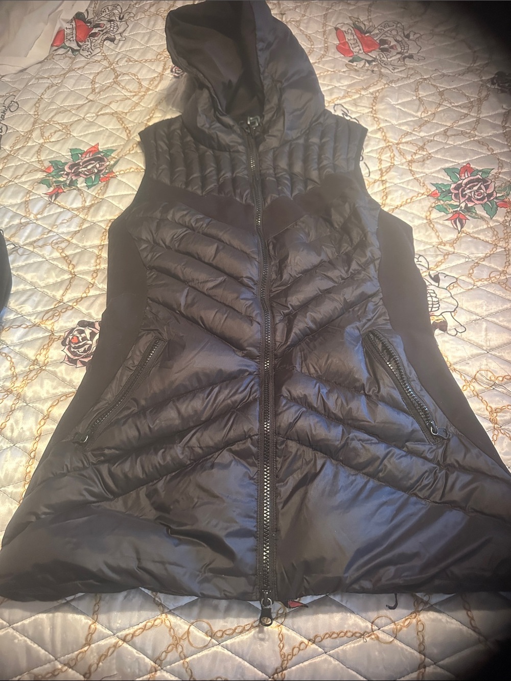blanc noir Black Quilted Hooded Puffer Vest